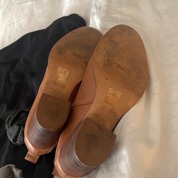 Gently worn JCrew size 8 cognac booties - Picture 3 of 5